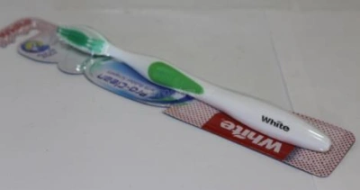 ZUBNÍ KARTÁČEK WHITE 37 R MĚKKÝ