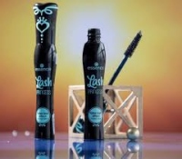 Essence Lash Princess False Lash Effect Waterproof řasenka Black 12 ml